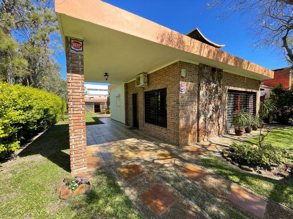 #4504 - Casa para Temporada en Atlántida - UY-CA