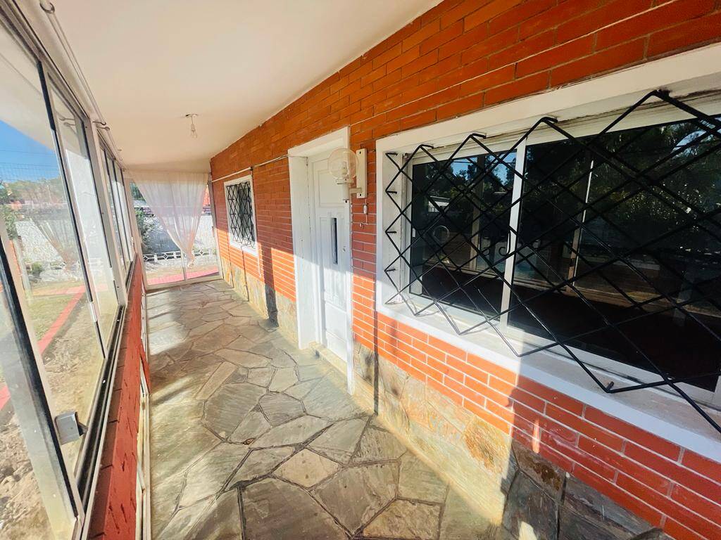 #910 - Casa para Venta en Parque del Plata - UY-CA