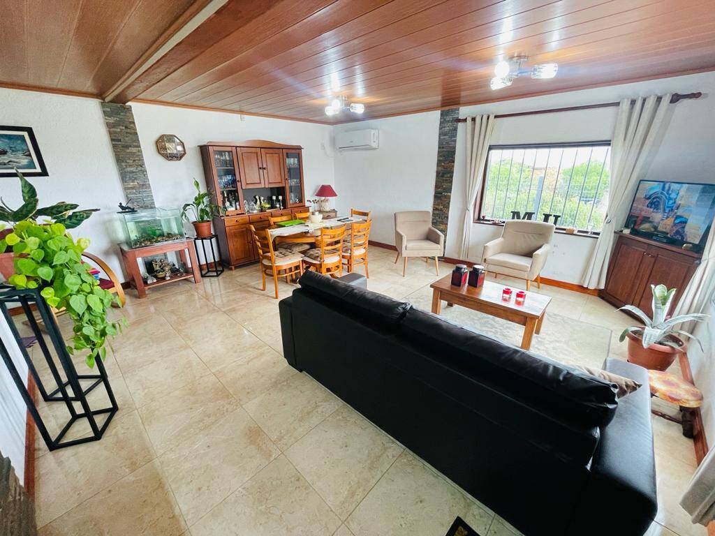 #971 - Casa para Venta en Canelones - UY-CA