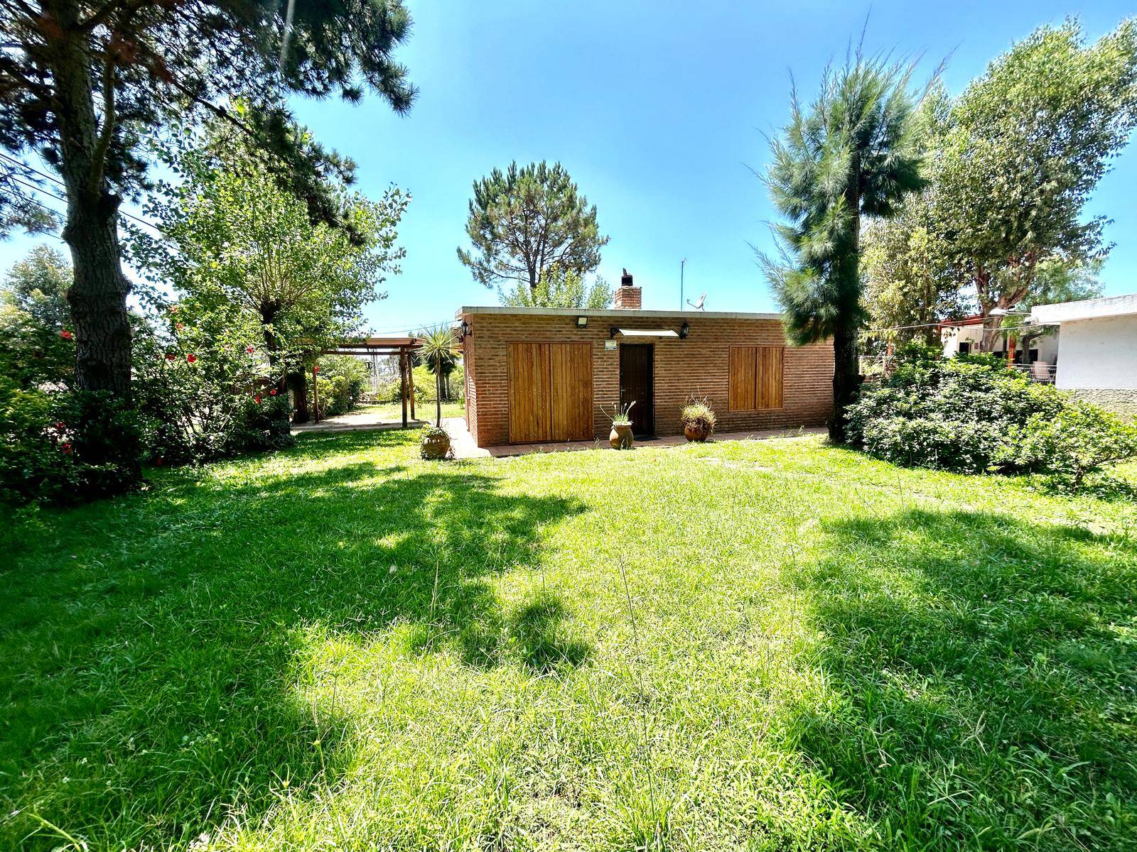 #1305 - Casa para Temporada en Parque del Plata - UY-CA