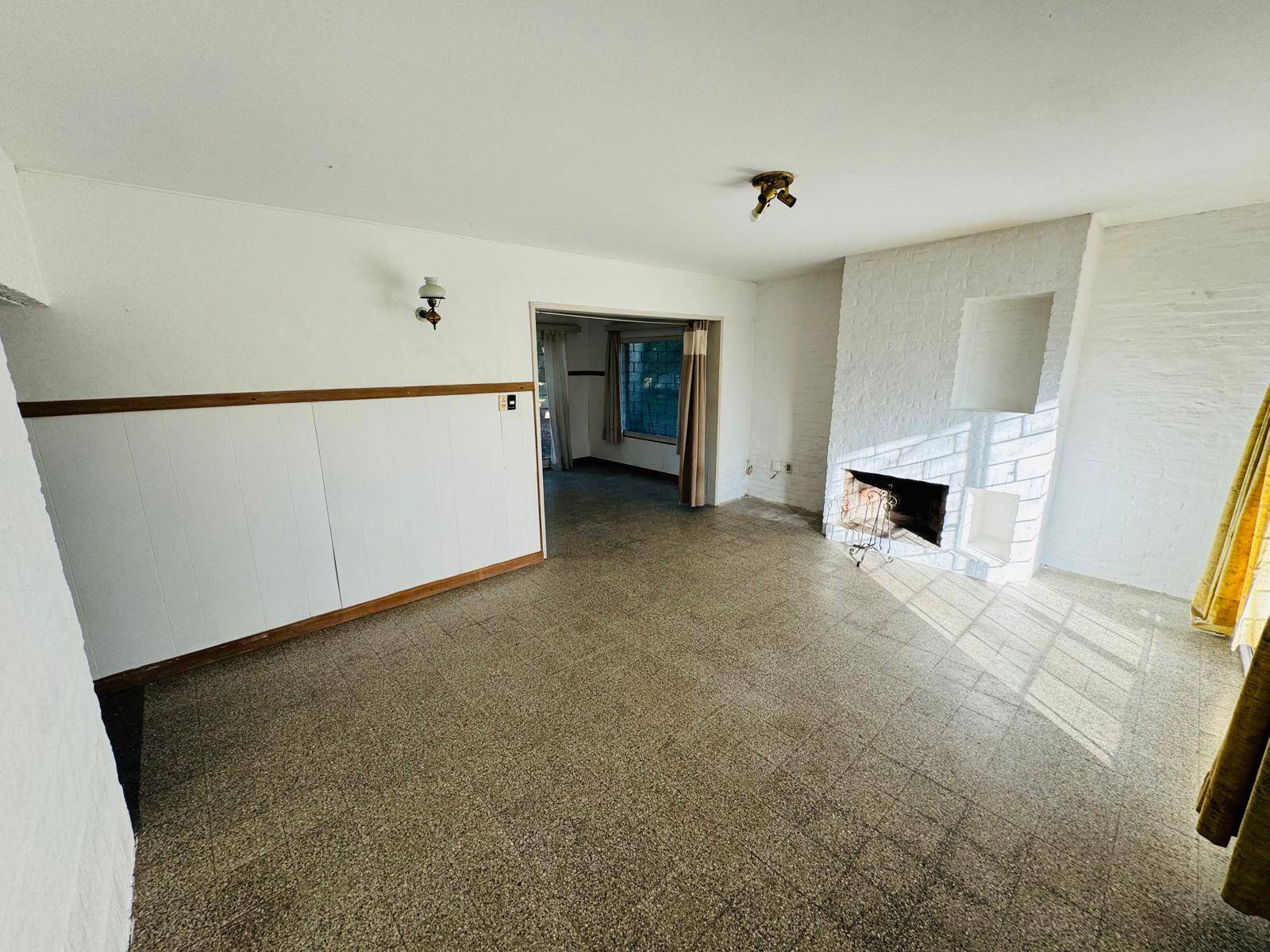 #1357 - Casa para Venta en Parque del Plata - UY-CA