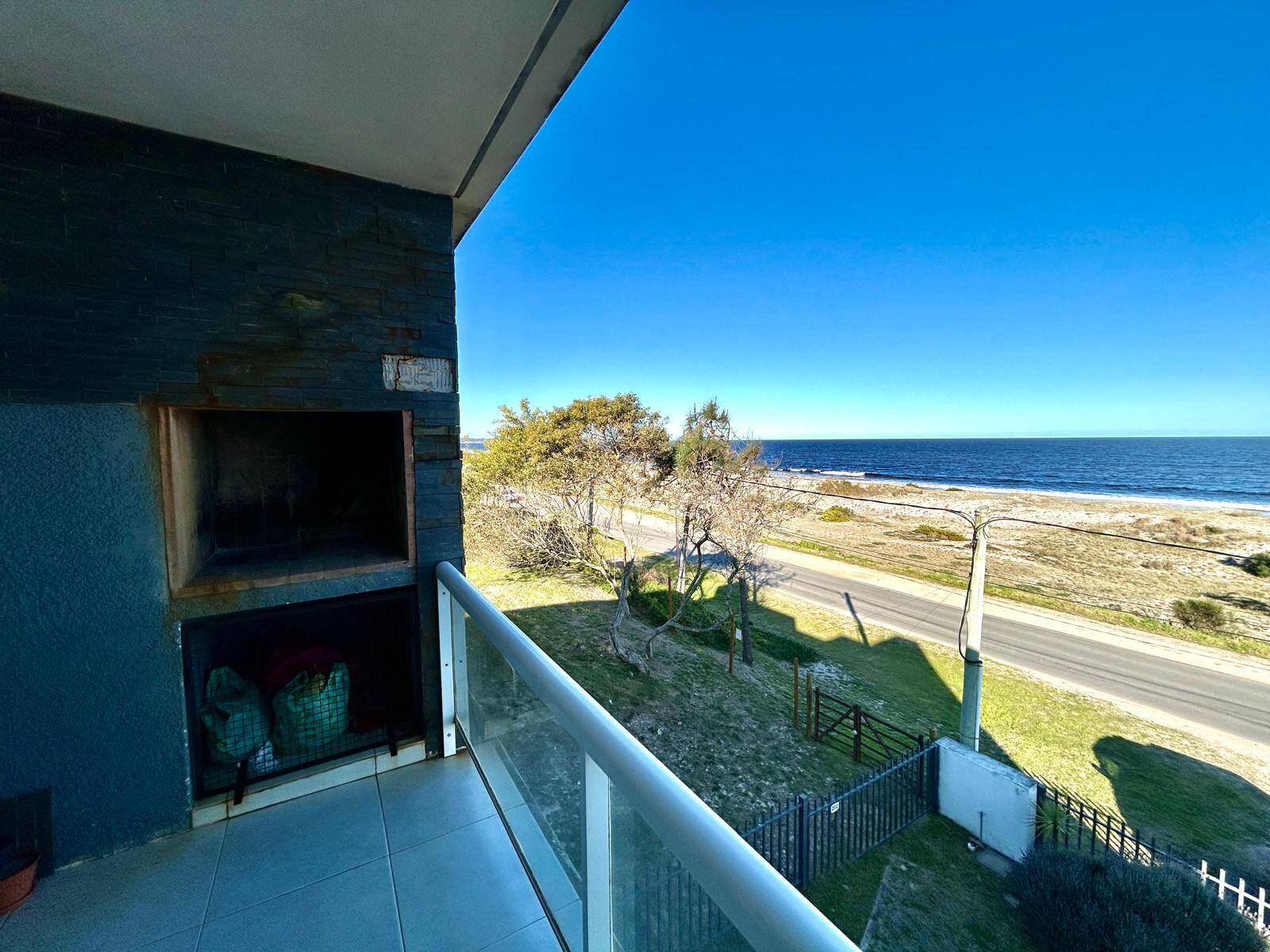 #1426 - Departamento para Temporada en Las Toscas - UY-CA