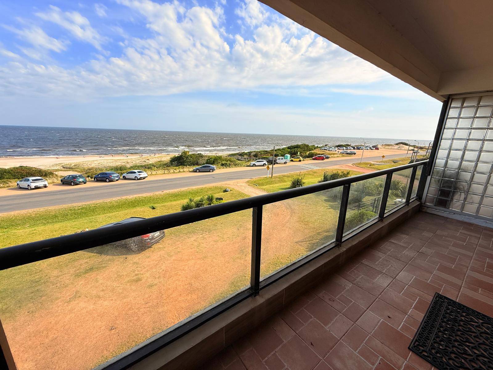 #1495 - Departamento para Venta en Atlántida - UY-CA