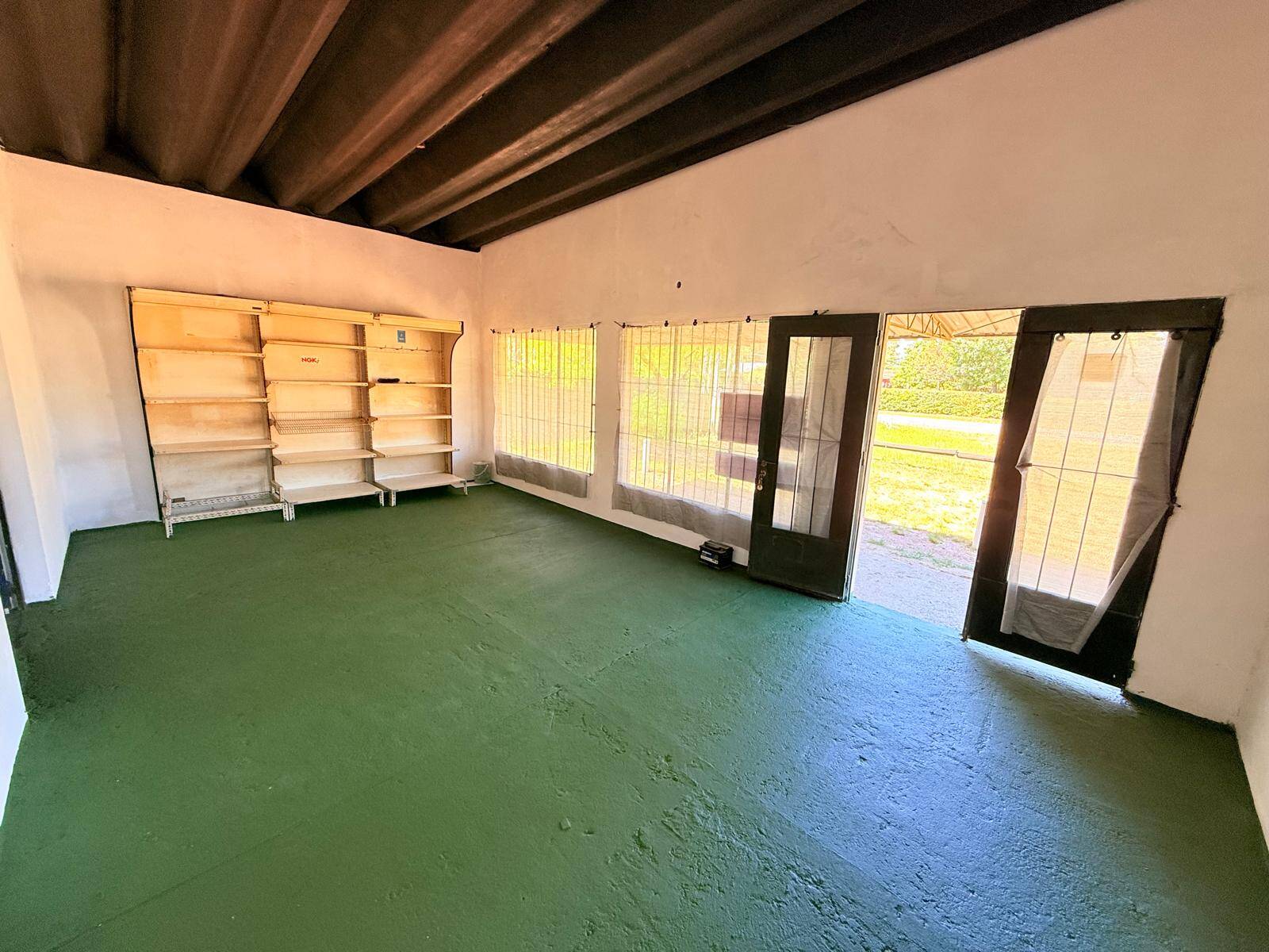 #1502 - Oficina para Alquiler en Parque del Plata - UY-CA