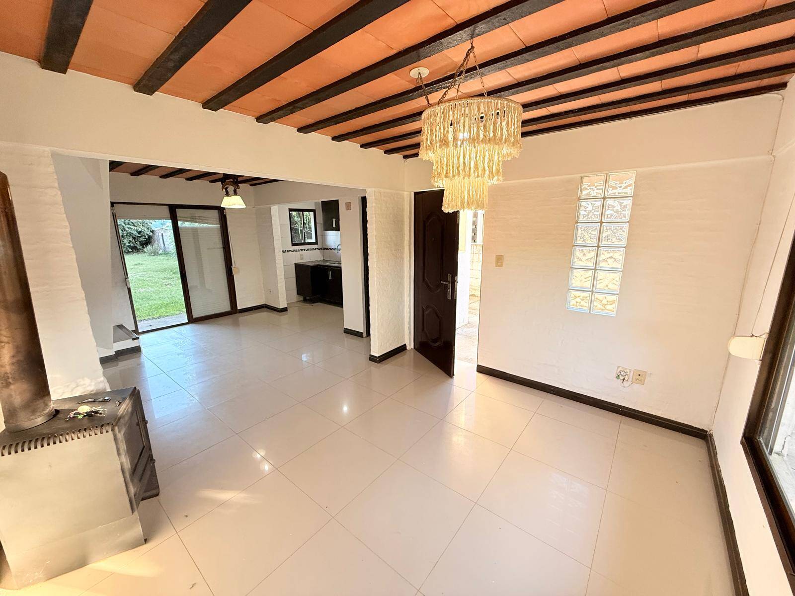 #1542 - Casa para Alquiler en Atlántida - UY-CA