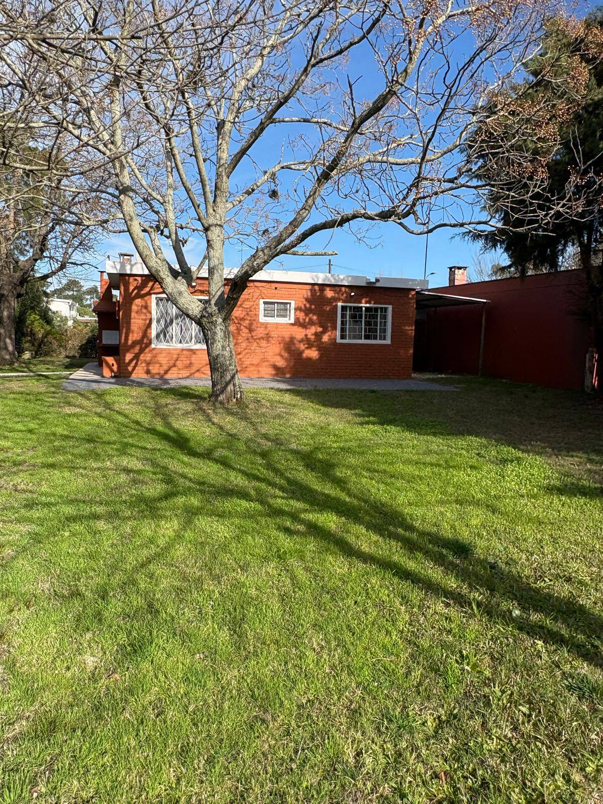 #1554 - Casa para Alquiler en Parque del Plata - UY-CA