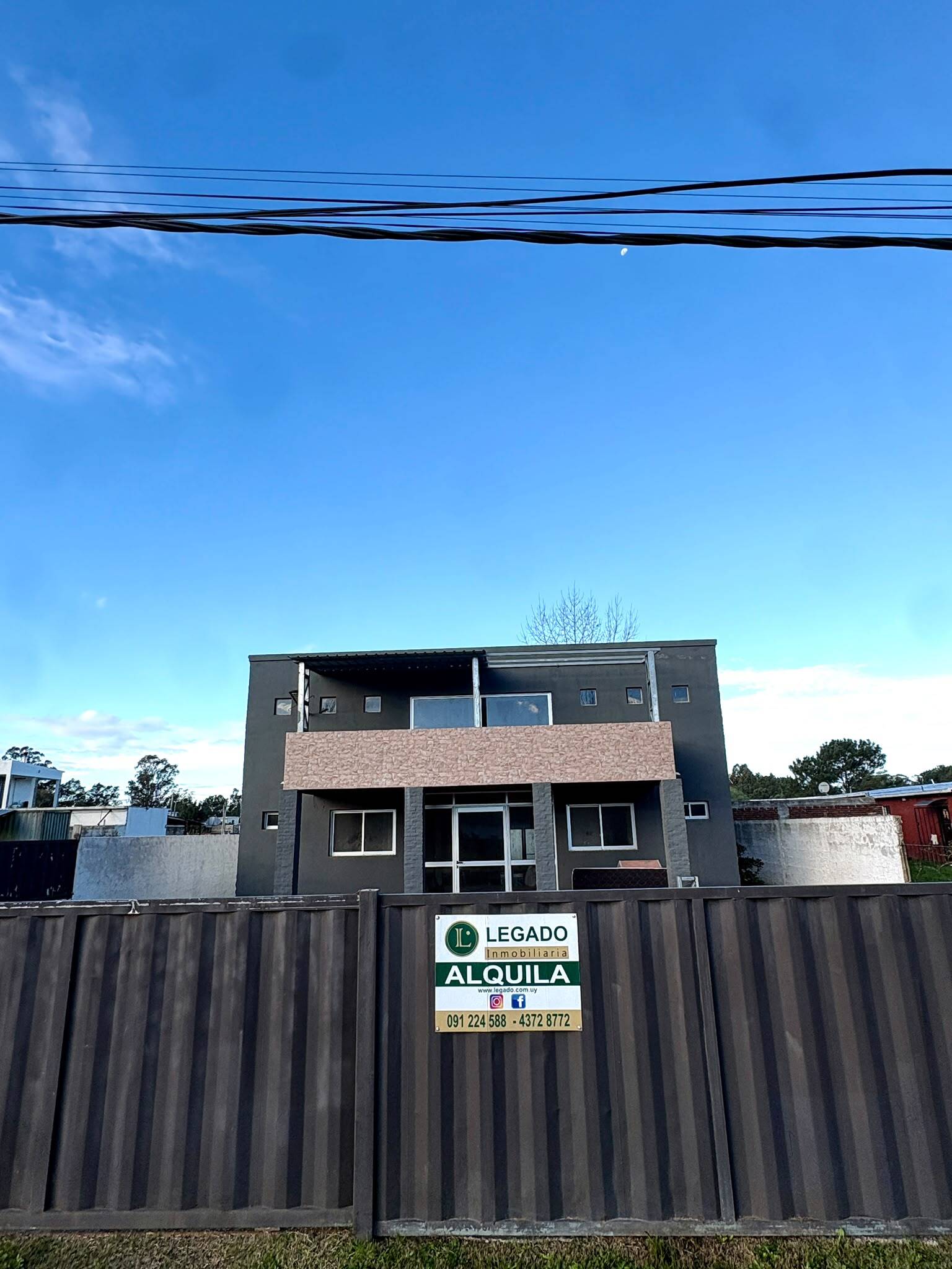 #1579 - Oficina para Alquiler en Atlántida - UY-CA