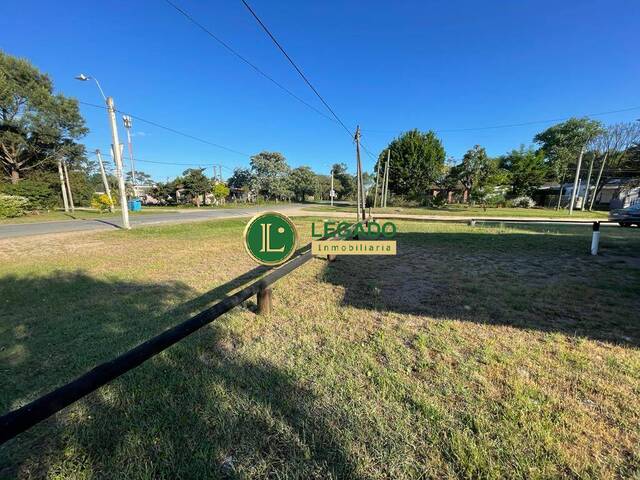 #1626 - Punto Comercial para Alquiler en Parque del Plata - UY-CA - 2