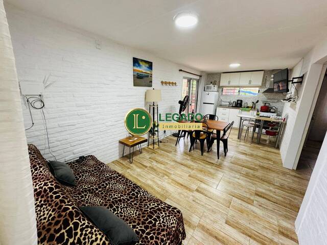 #1318 - Casa para Temporada en Atlántida - UY-CA - 2