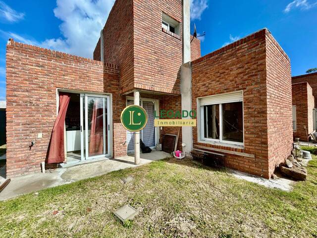 #1354 - Casa para Venta en Parque del Plata - UY-CA - 1