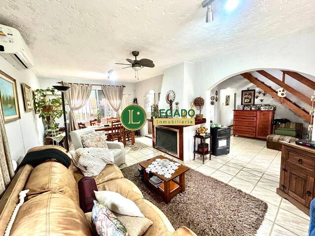 #1379 - Casa para Venta en Parque del Plata - UY-CA - 1