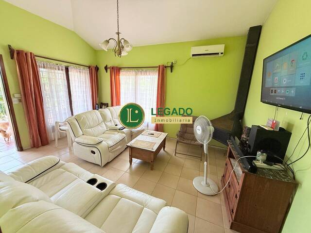 #1506 - Casa para Alquiler en Las Toscas - UY-CA